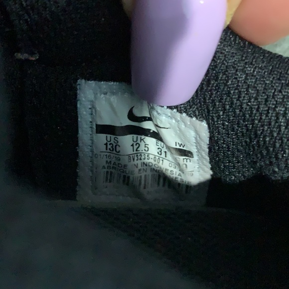 ⚪️⚫️TEAM HUSTLE NIKE⚫️⚪️ - Picture 5 of 7